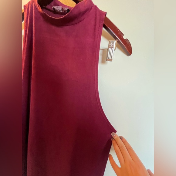 FASHION NOVA ❤️4 for $25 bundle!❤️ maroon dress great condition - Picture 4 of 5